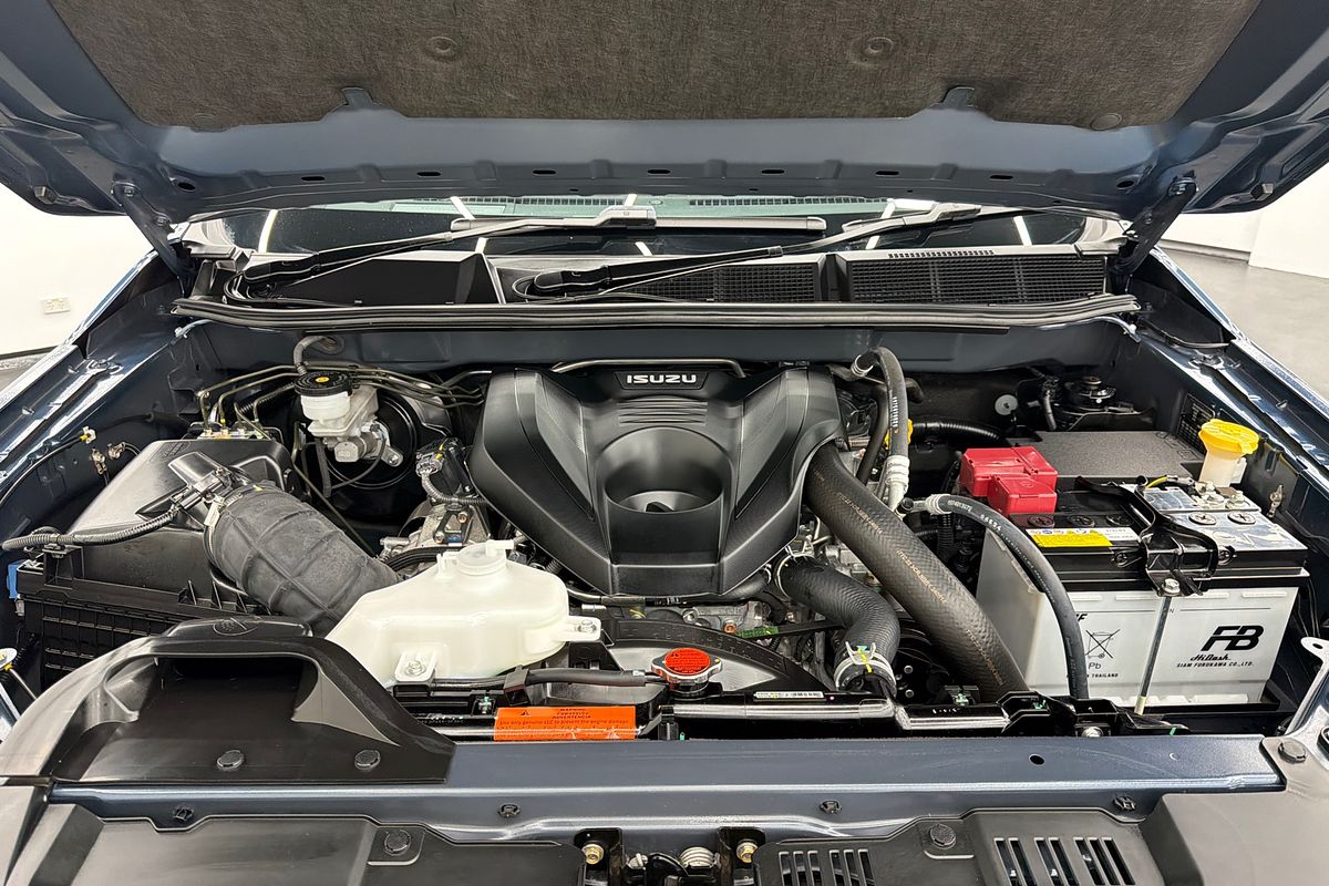 2024 Isuzu MU-X LS-T