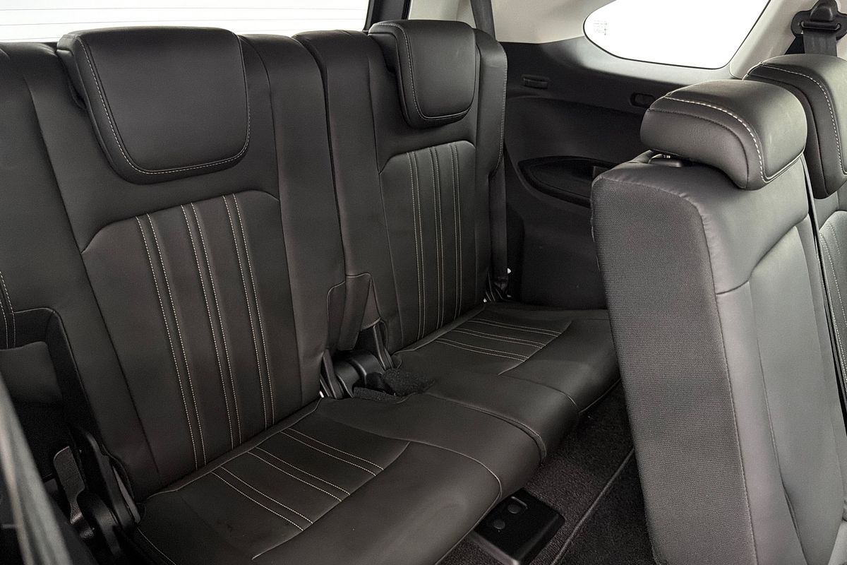 2024 Isuzu MU-X LS-T