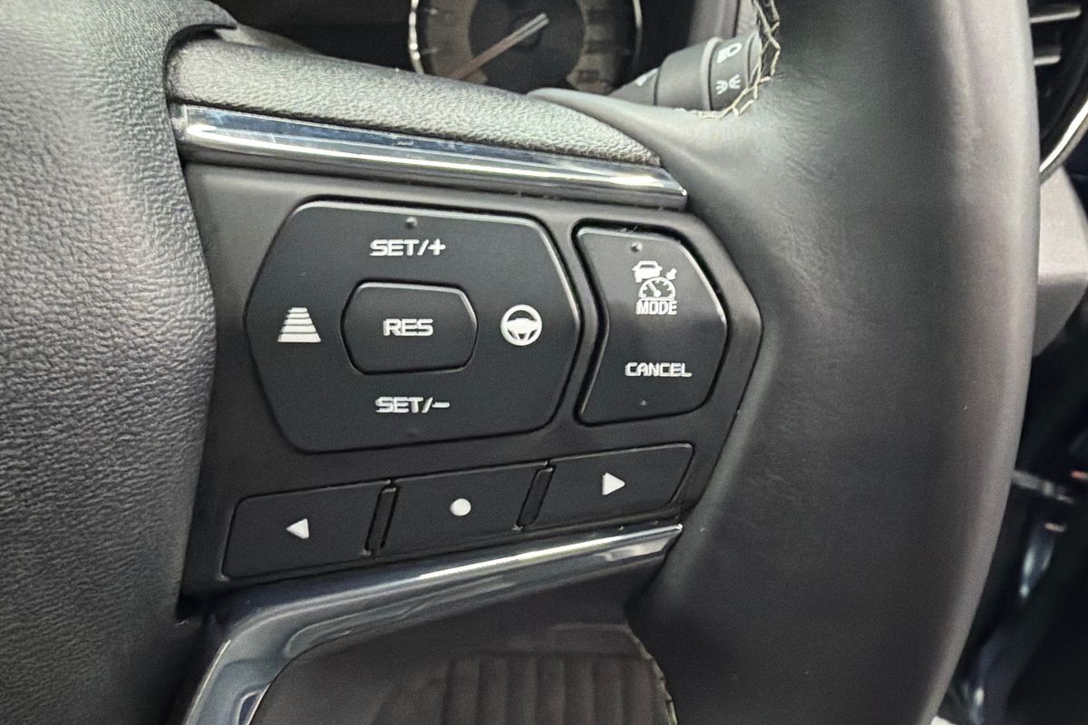 2024 Isuzu MU-X LS-T