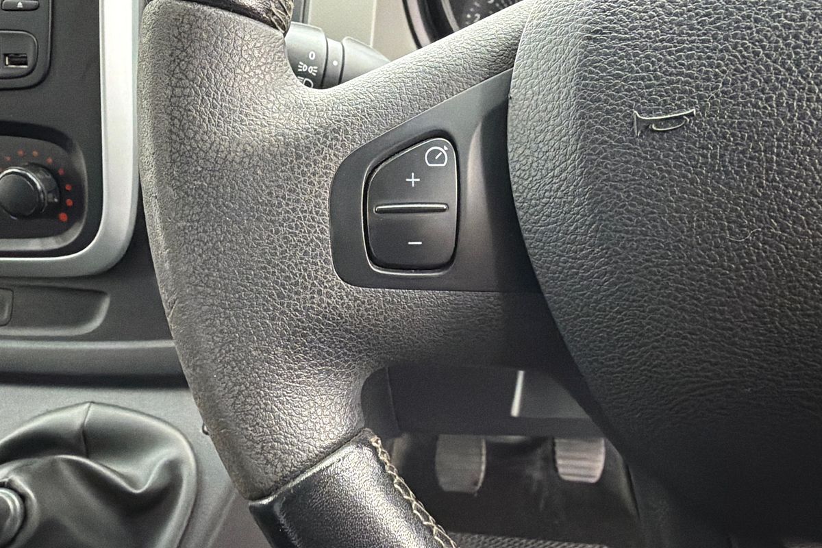 2018 Renault Trafic 103KW X82 SWB Low Roof