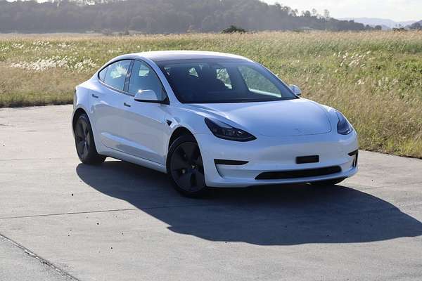 2022 Tesla Model 3 REAR-WHEEL DRIVE MY22