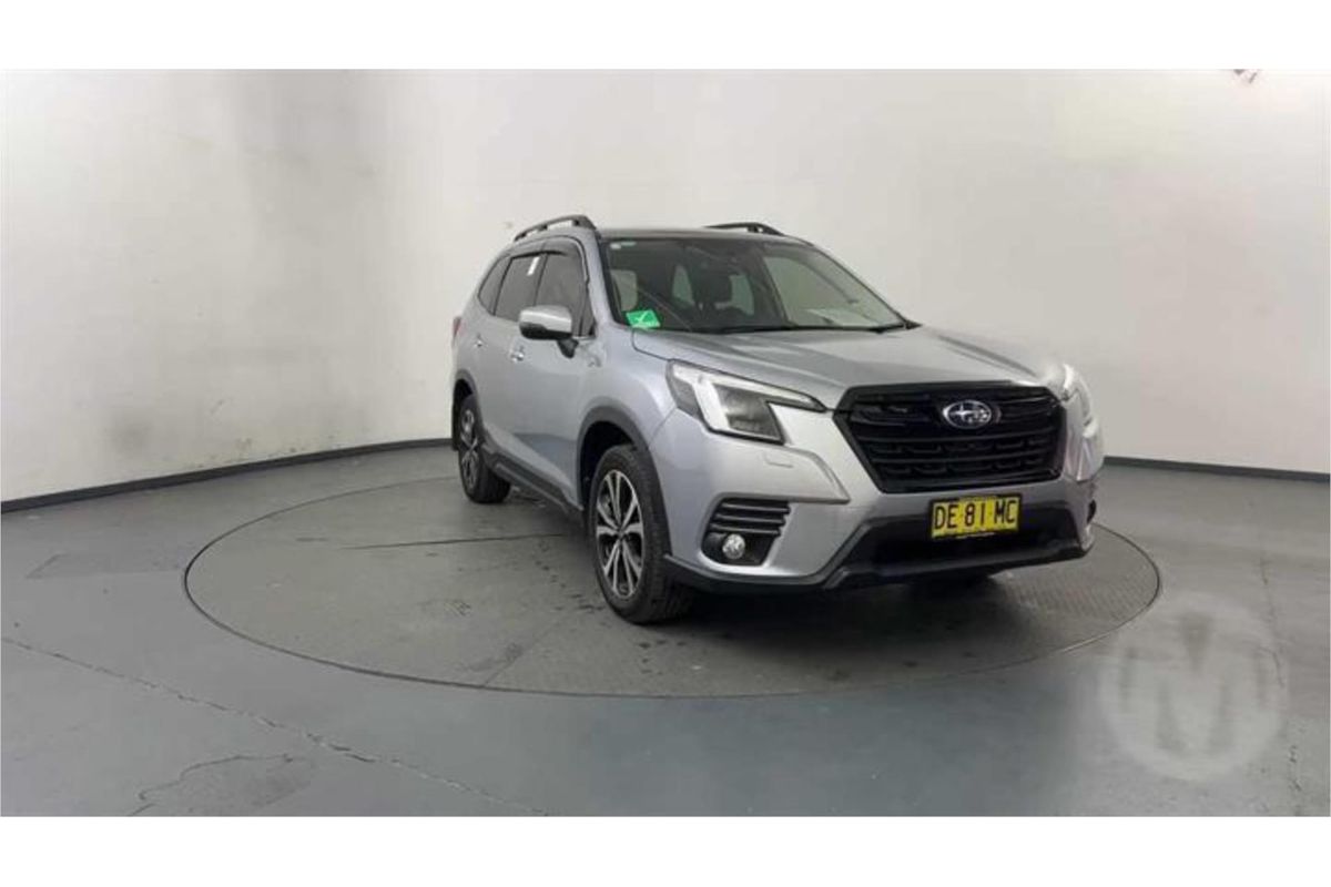 2022 Subaru Forester 2.5i Premium S5