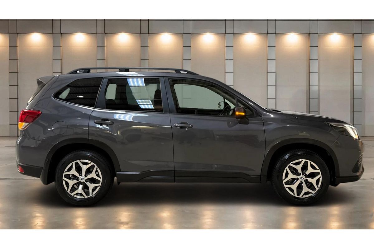 2023 Subaru Forester 2.5i S5