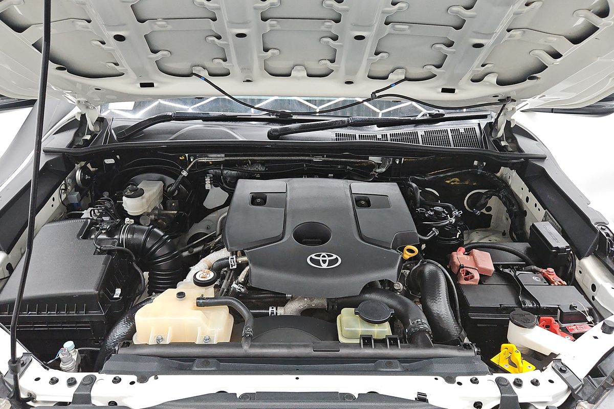 2021 Toyota Hilux SR GUN126R 4X4