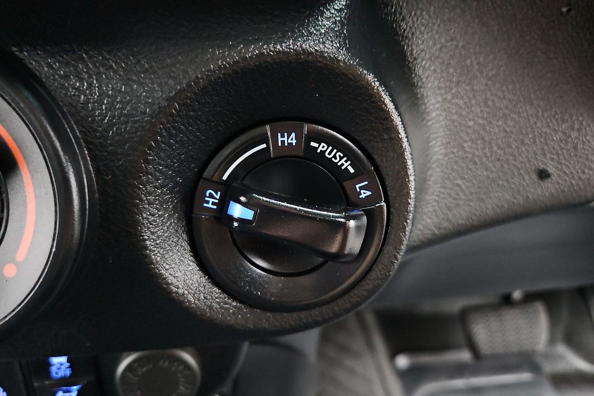 2021 Toyota Hilux SR GUN126R 4X4