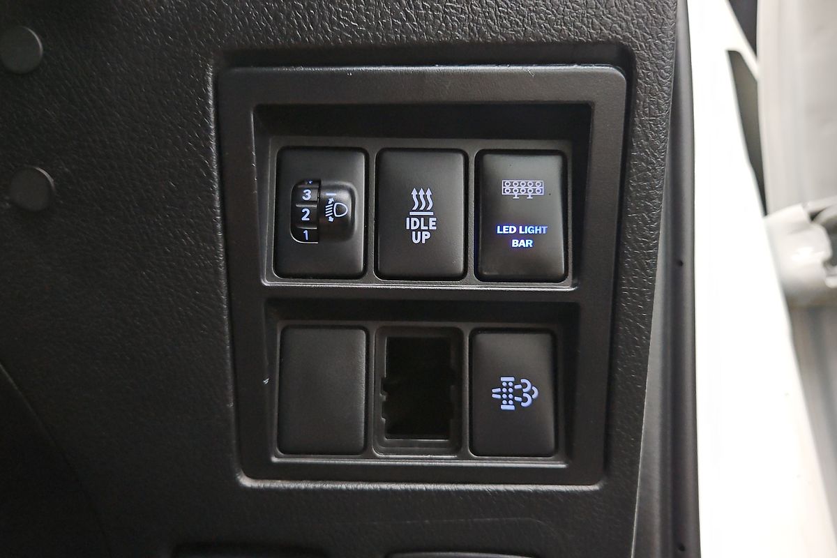 2021 Toyota Hilux SR GUN126R 4X4