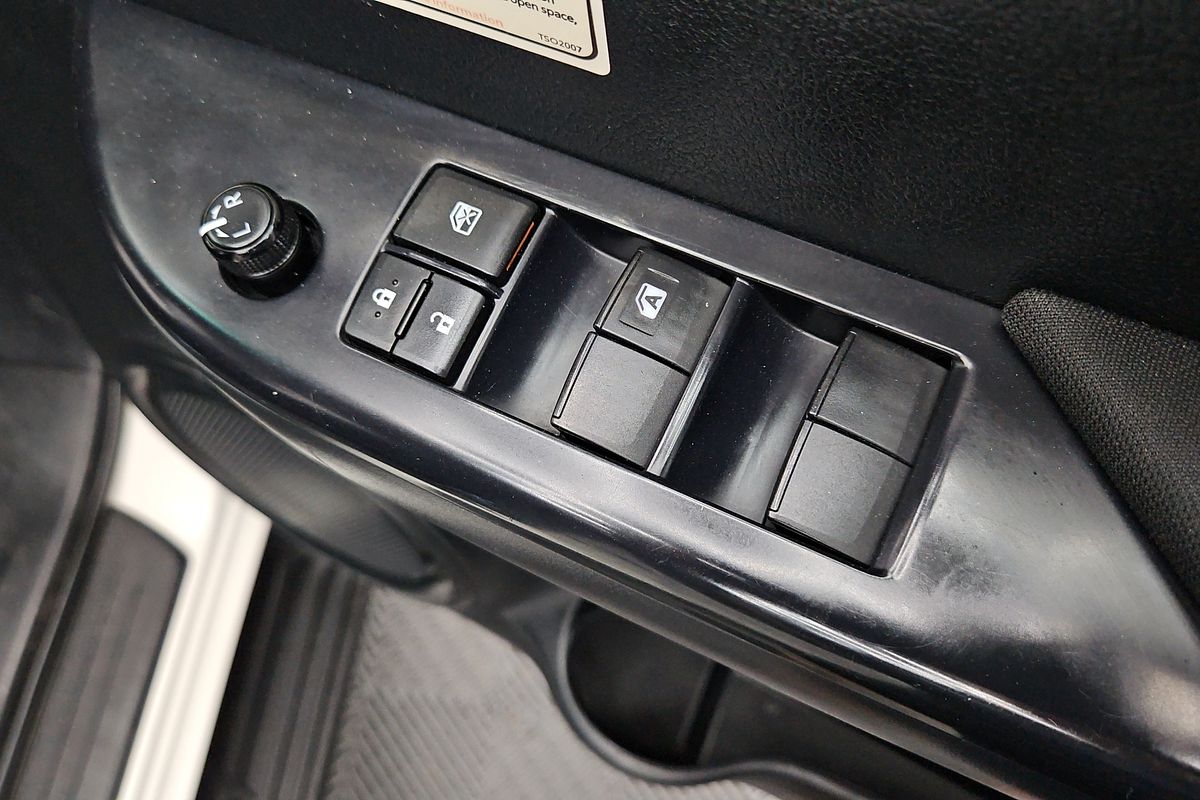 2021 Toyota Hilux SR GUN126R 4X4