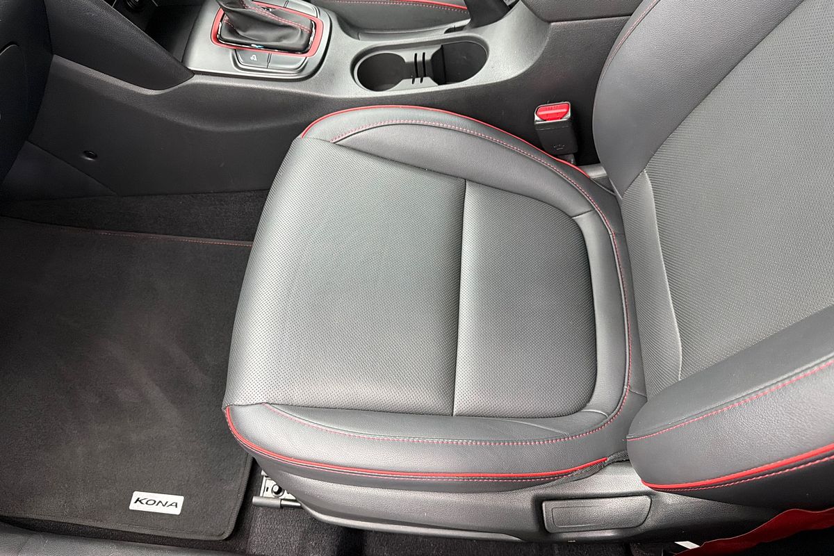 2020 Hyundai Kona Elite OS.3