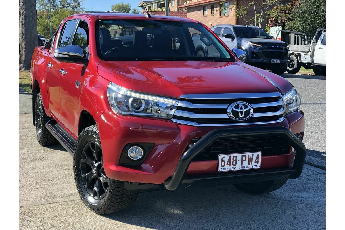 2015 Toyota Hilux SR5 GUN126R 4X4