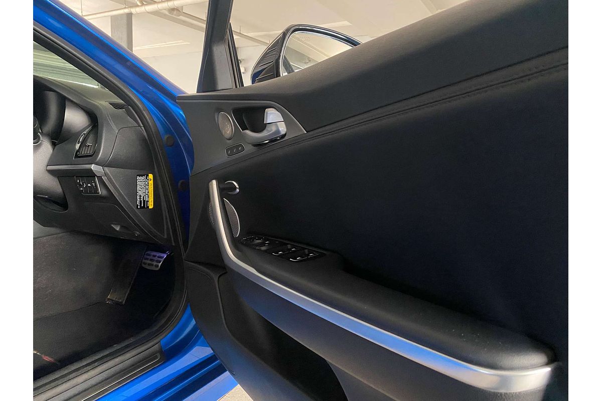 STINGER CK MY18 (441) GT (BLACK LEATHER) 3.3L TV6 TUR GASOLINE DIR INJ 8 SP AUTOMATIC 4D SEDAN 