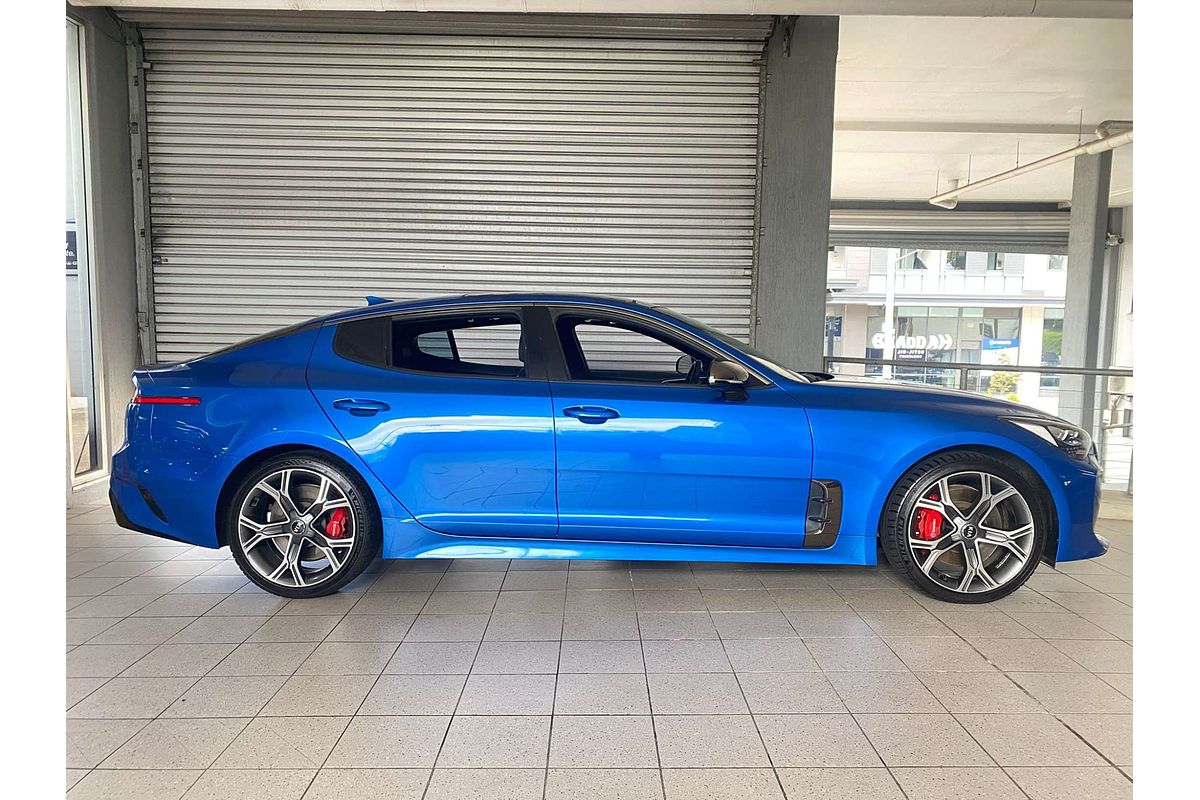 STINGER CK MY18 (441) GT (BLACK LEATHER) 3.3L TV6 TUR GASOLINE DIR INJ 8 SP AUTOMATIC 4D SEDAN 