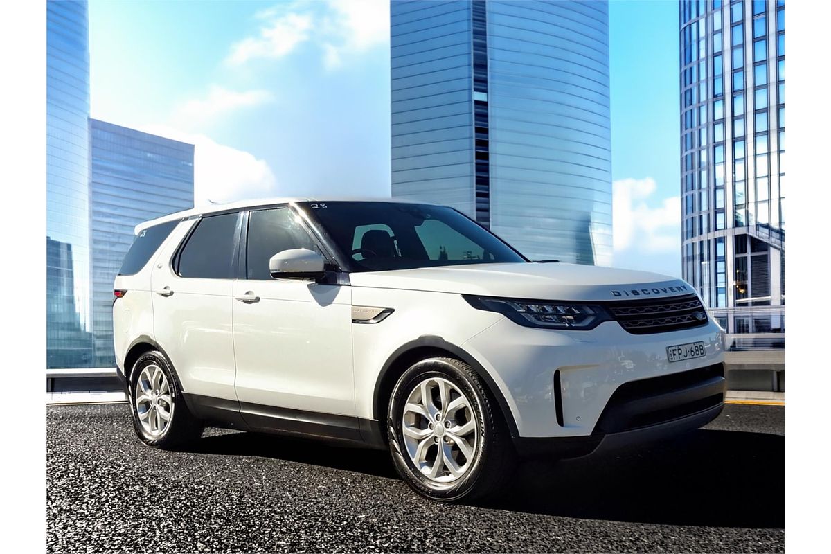 2018 Land Rover Discovery TD4 S Series 5