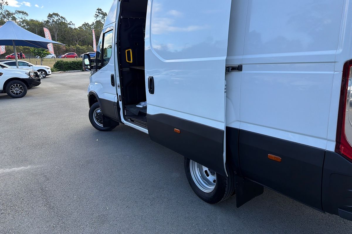 2023 Iveco Daily 35S14V