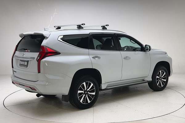 2021 Mitsubishi Pajero Sport GLS QF thumb-7