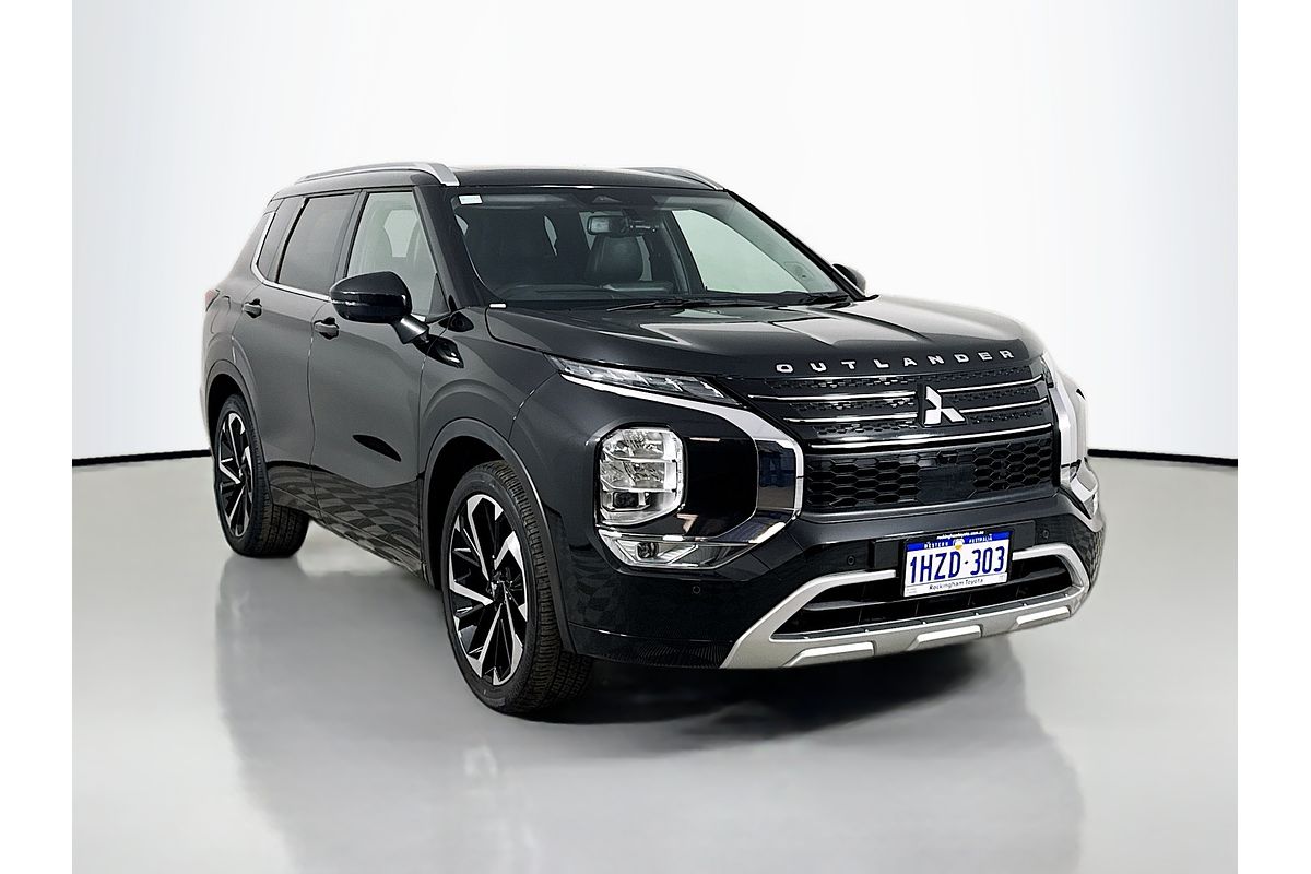 2023 Mitsubishi Outlander Exceed ZM