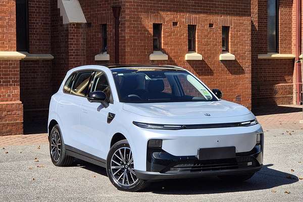 2025 Leapmotor B10 Style A12