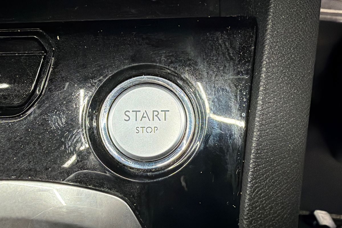 2018 Peugeot 5008 GT Line P87