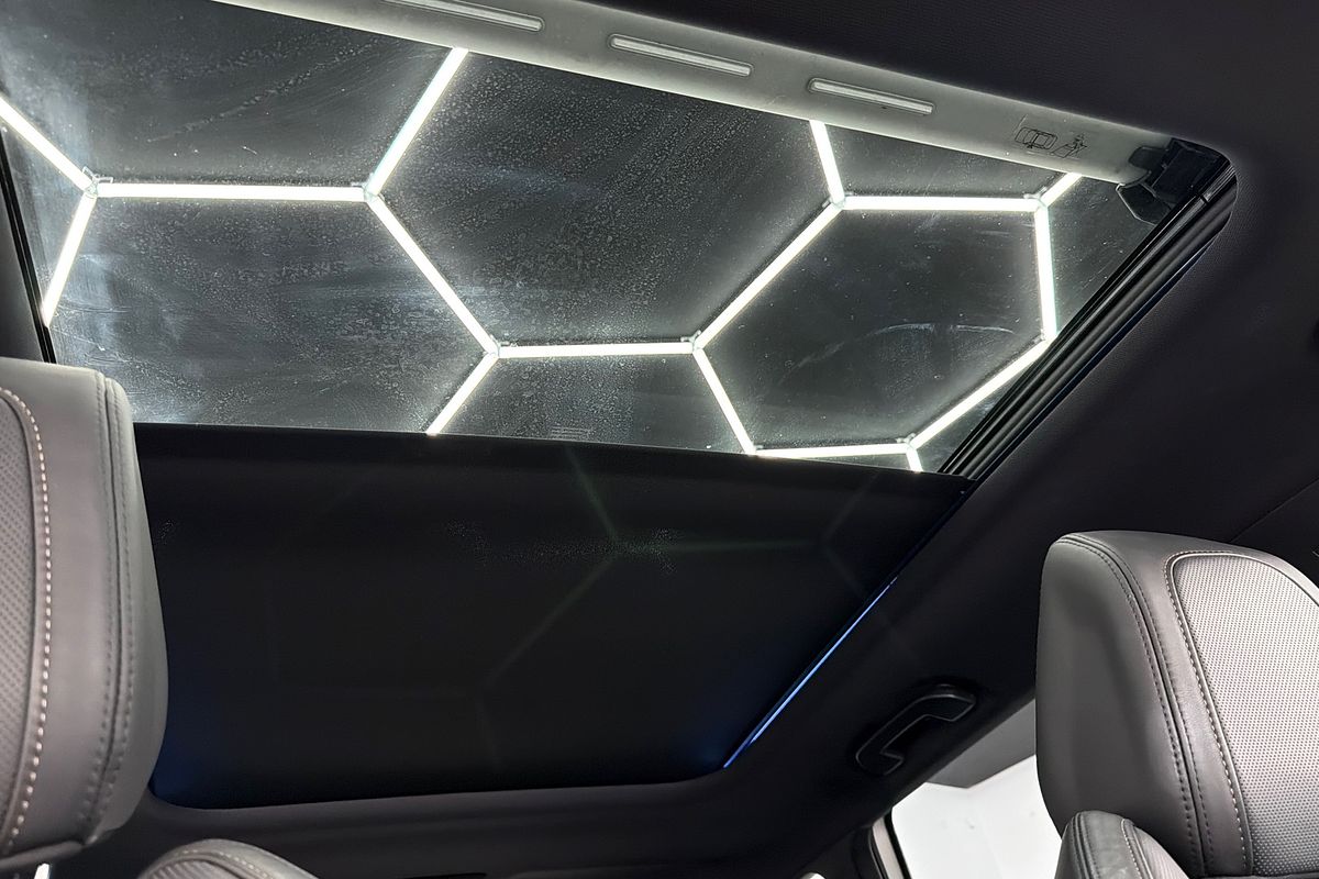 2018 Peugeot 5008 GT Line P87