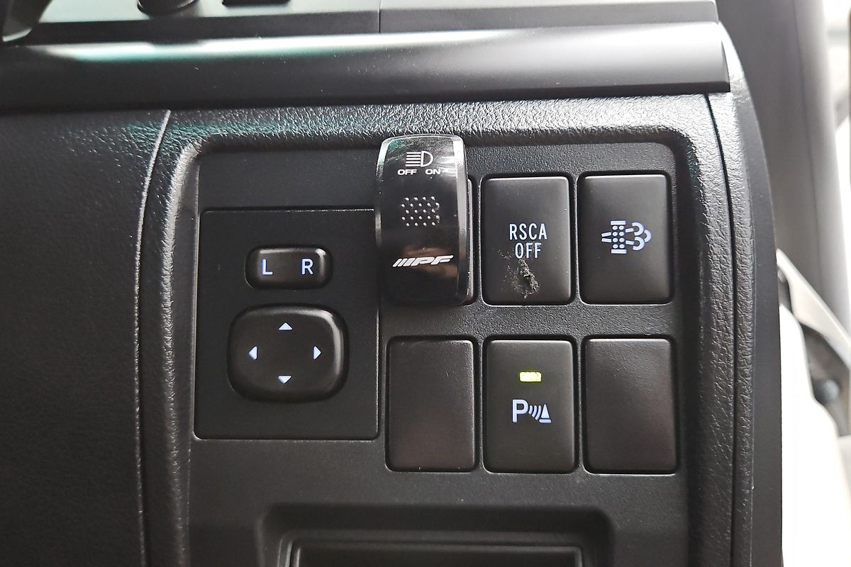 2019 Toyota Landcruiser GXL VDJ200R