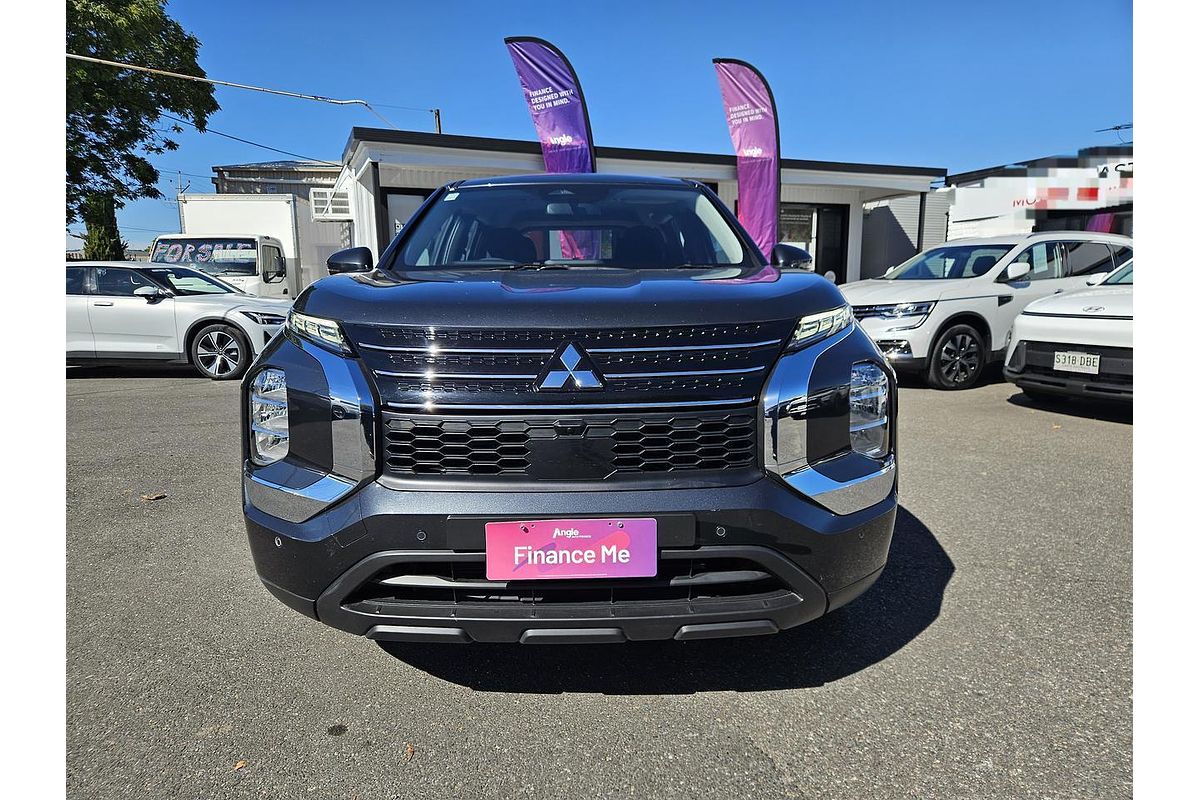 2024 Mitsubishi Outlander ES ZM