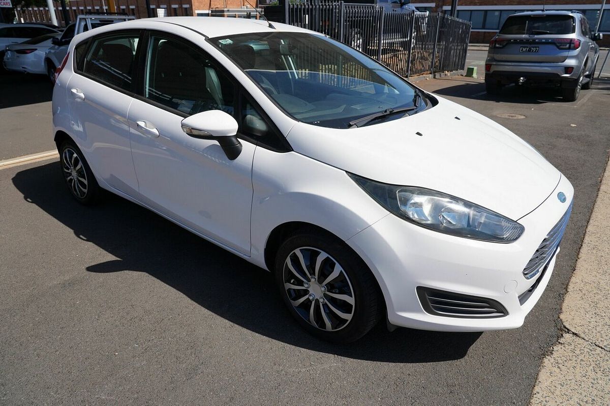 2013 Ford Fiesta CL WT