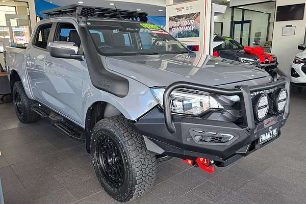 2025 Isuzu D-MAX LS-U  4X4