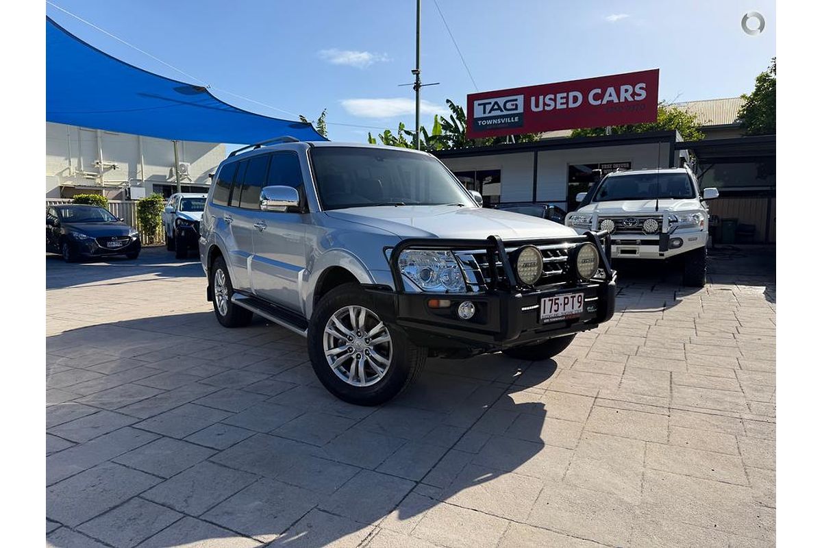 2015 Mitsubishi Pajero GLS NX
