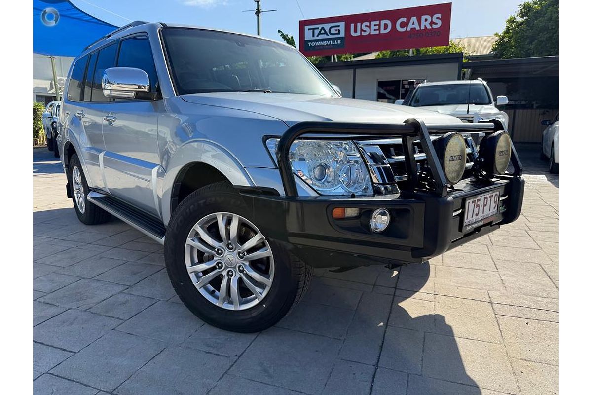 2015 Mitsubishi Pajero GLS NX