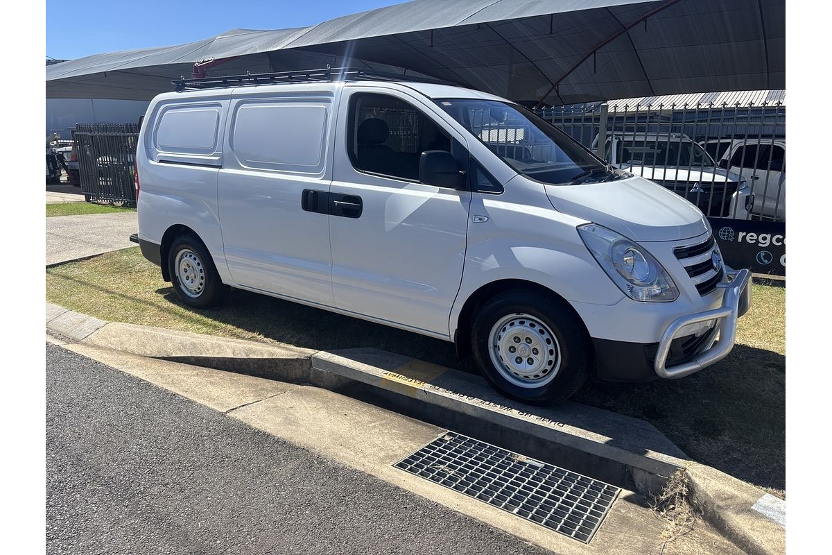 2017 Hyundai iLoad TQ3-V Series II