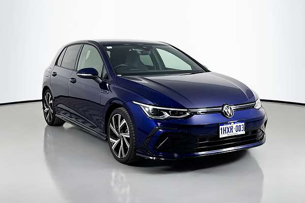 2023 Volkswagen Golf 110TSI R-Line 8