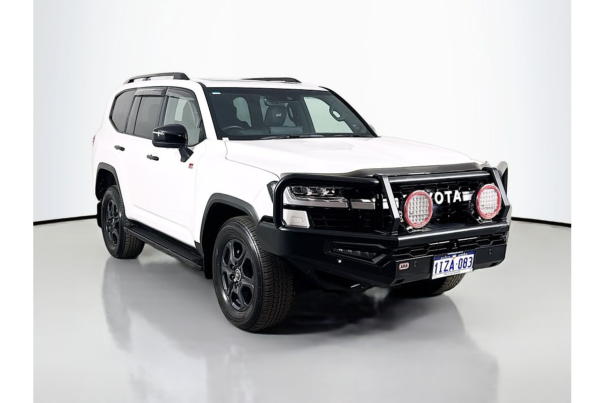 2024 Toyota Landcruiser GR Sport FJA300R