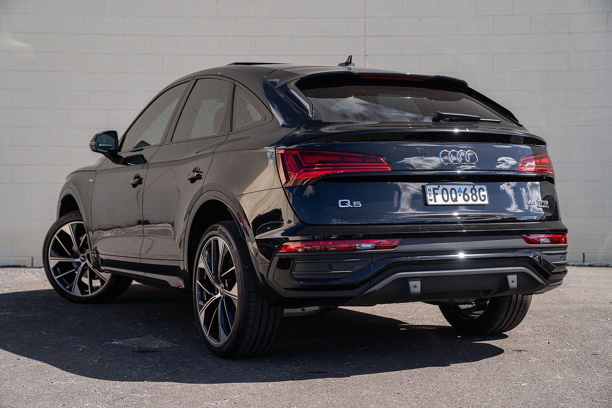 2024 Audi Q5 45 TFSI S line FY