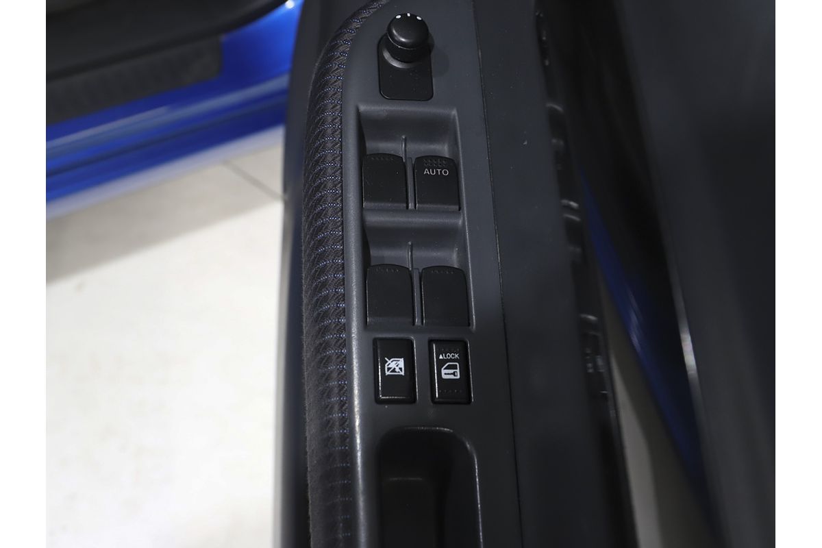 2010 SUZUKI SWIFT  5 SP MANUAL 5D HATCHBACK 4CYL