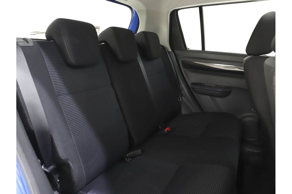 2010 SUZUKI SWIFT  5 SP MANUAL 5D HATCHBACK 4CYL