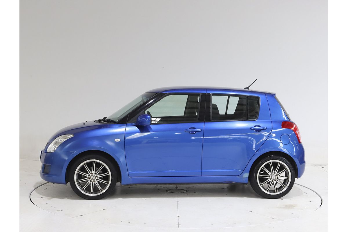 2010 SUZUKI SWIFT  5 SP MANUAL 5D HATCHBACK 4CYL