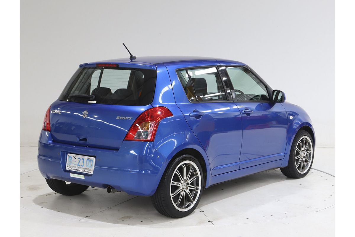 2010 SUZUKI SWIFT  5 SP MANUAL 5D HATCHBACK 4CYL
