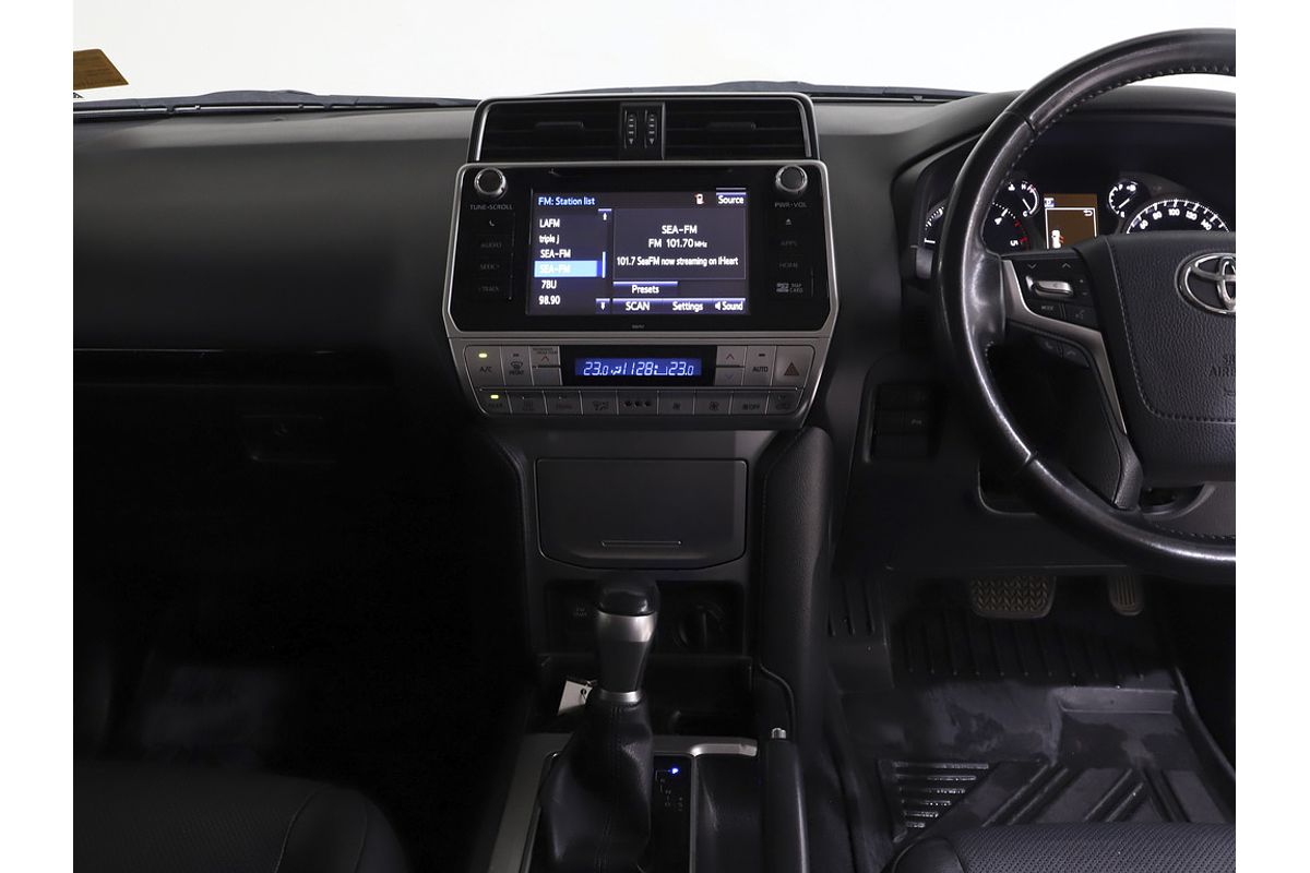 Prado GXL 2.8L T Diesel Automatic Wagon 4277430 003