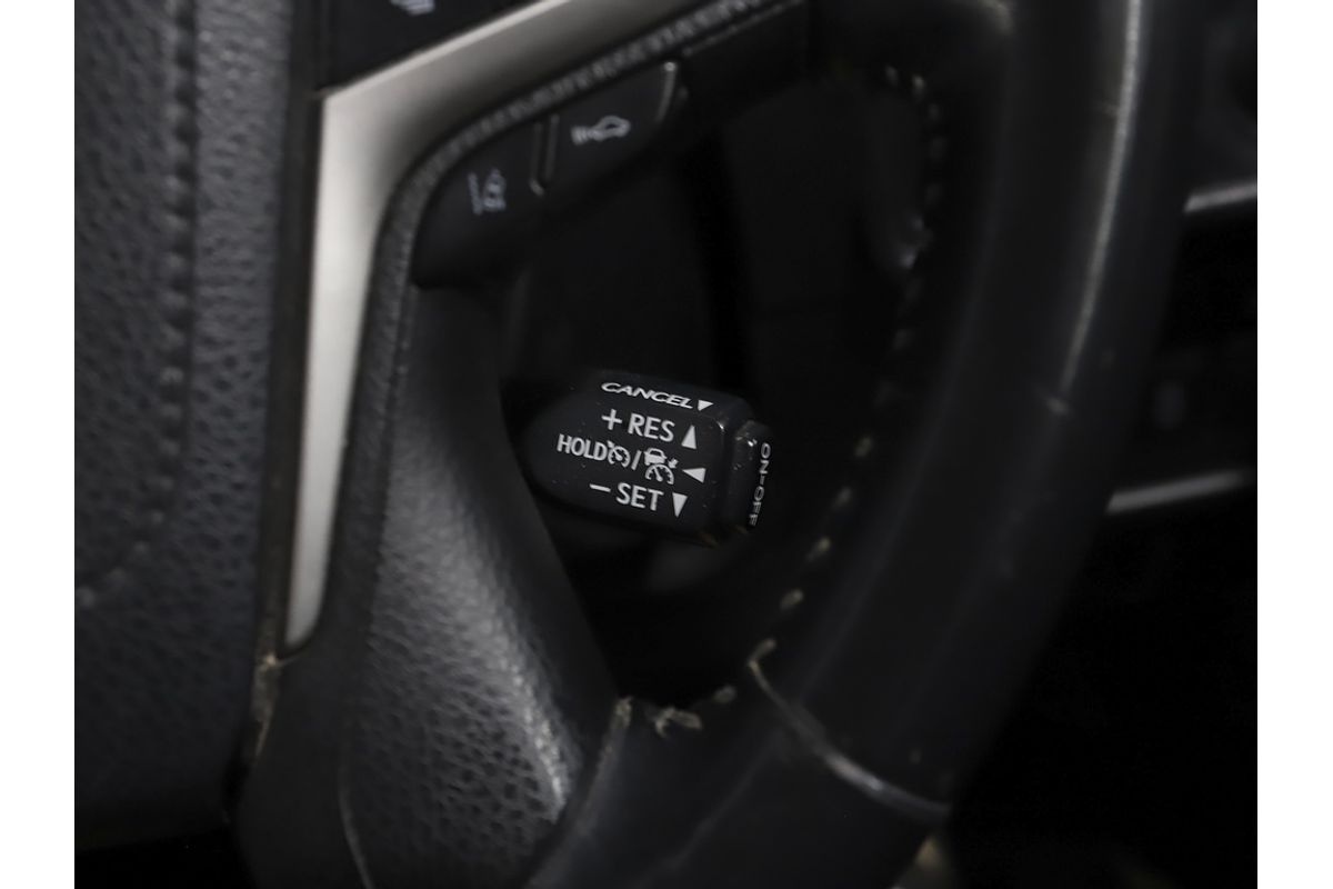 Prado GXL 2.8L T Diesel Automatic Wagon 4277430 003