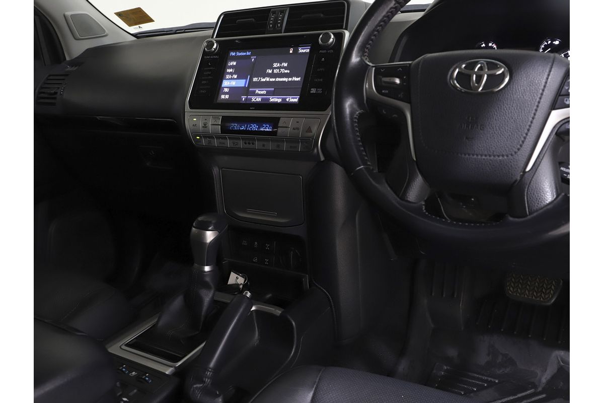 Prado GXL 2.8L T Diesel Automatic Wagon 4277430 003