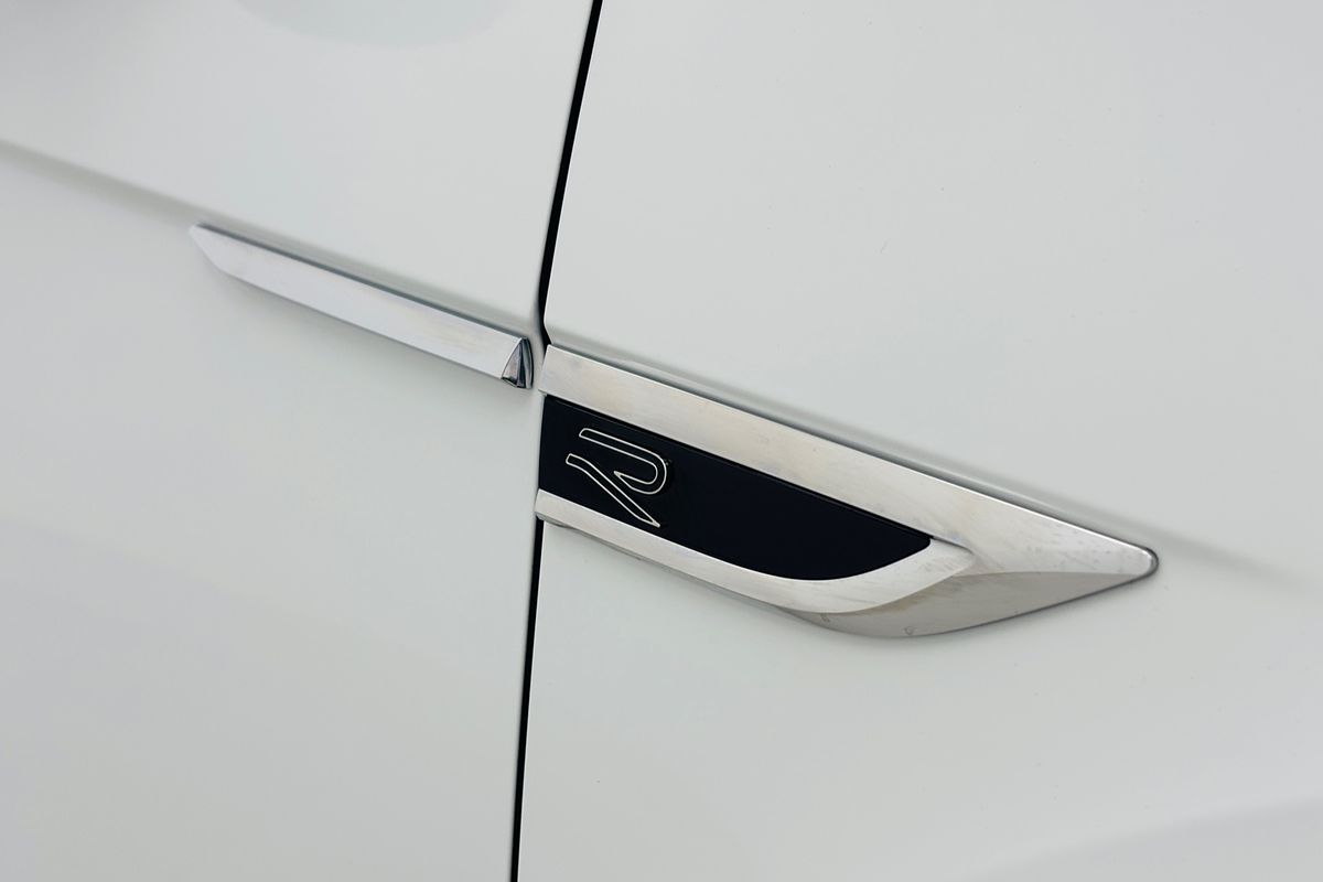 MY25 Volkswagen T-Roc R-Line 7 Speed DSG