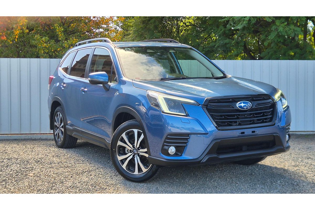 2022 Subaru Forester 2.5i Premium S5