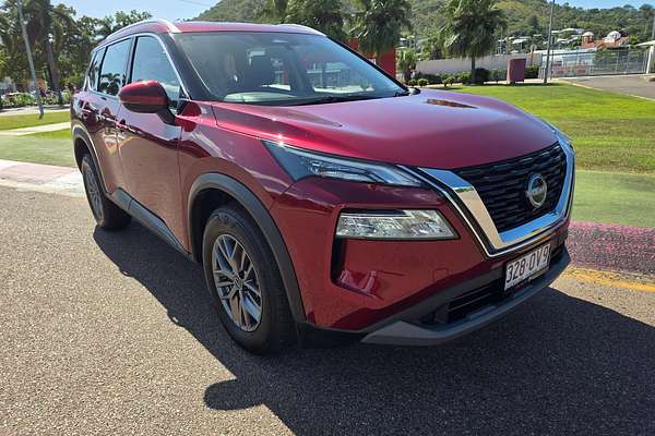 2025 Nissan X-TRAIL ST T33