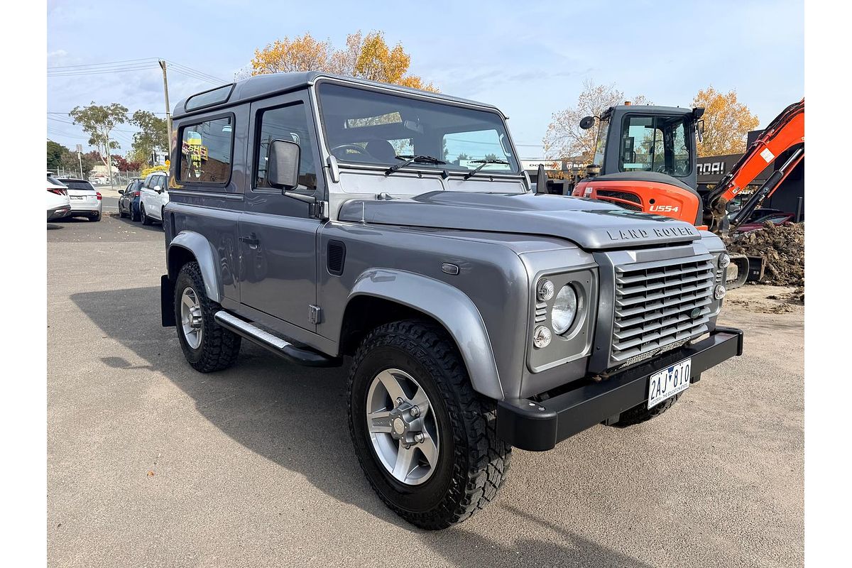 2012 Land Rover Defender  90