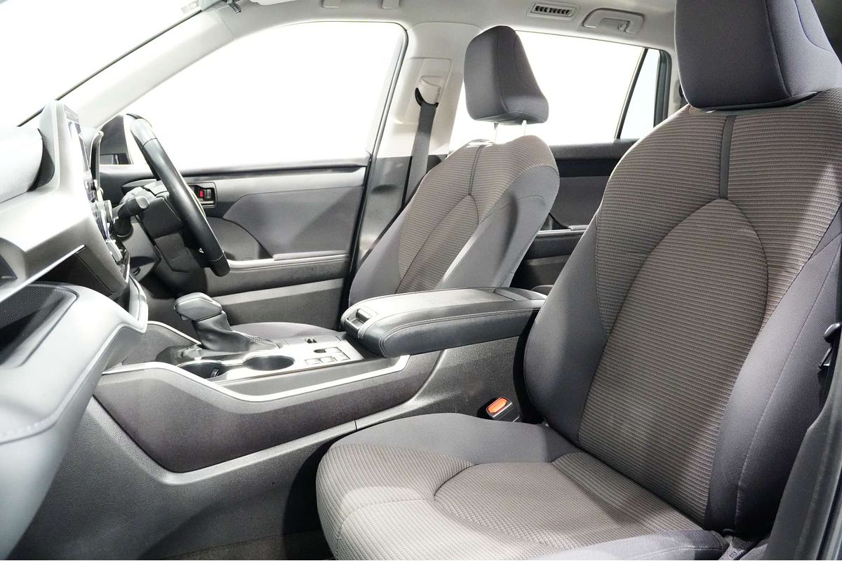 2023 Toyota Kluger GX TXUA70R