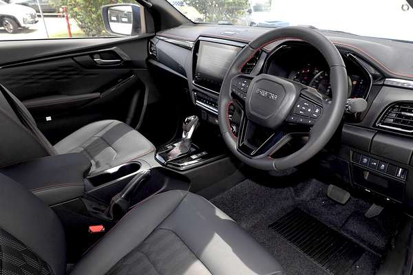 2025 Isuzu D-MAX X-TERRAIN 4X4