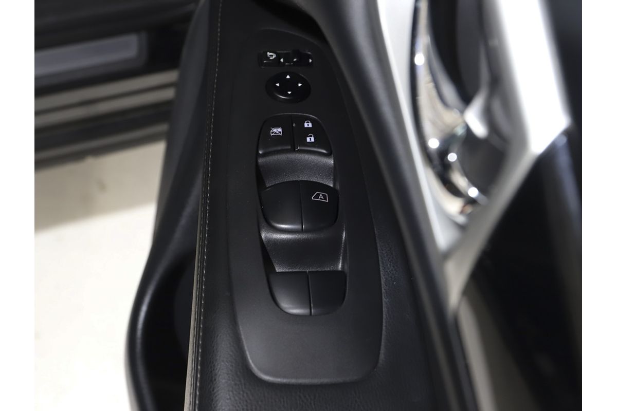 2018 NISSAN PATHFINDER ST-L (4x2)  4D WAGON V6