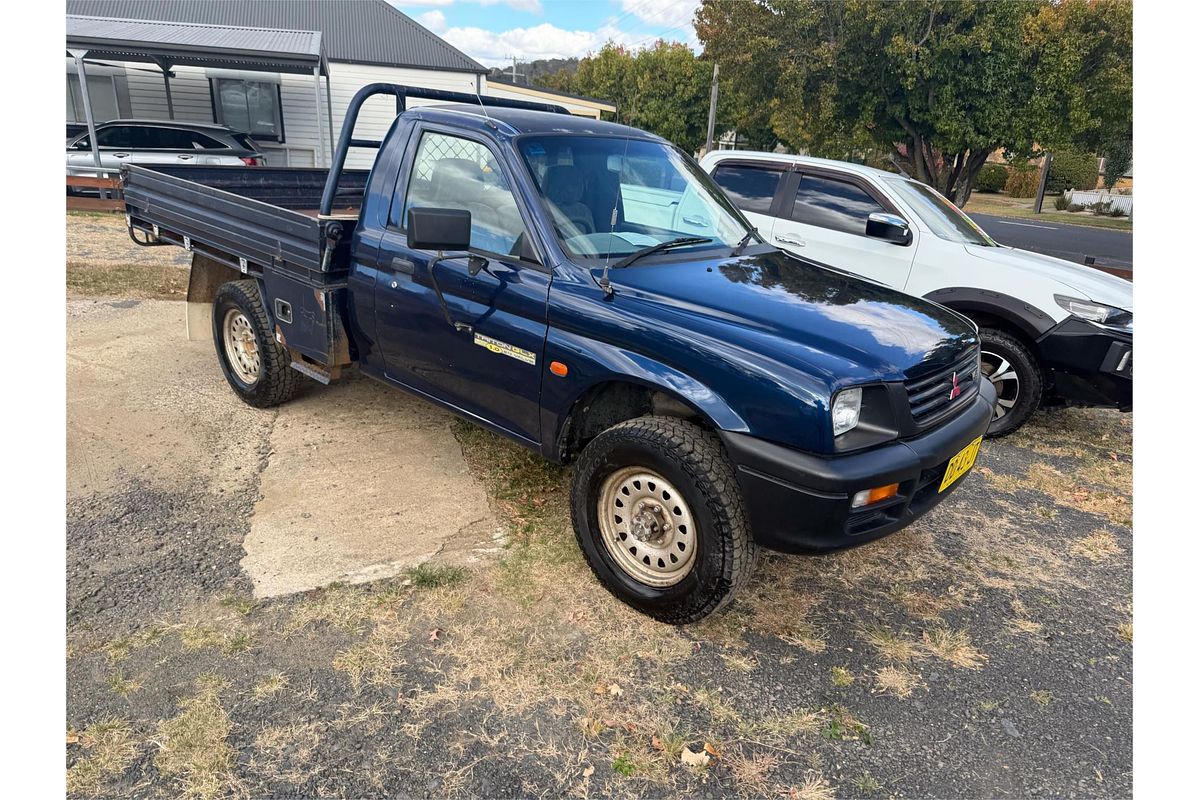 1999 Mitsubishi Triton GLX (4x4) MK 4X4