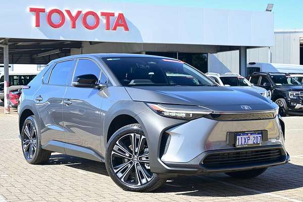 2024 Toyota bZ4X XEAM10R
