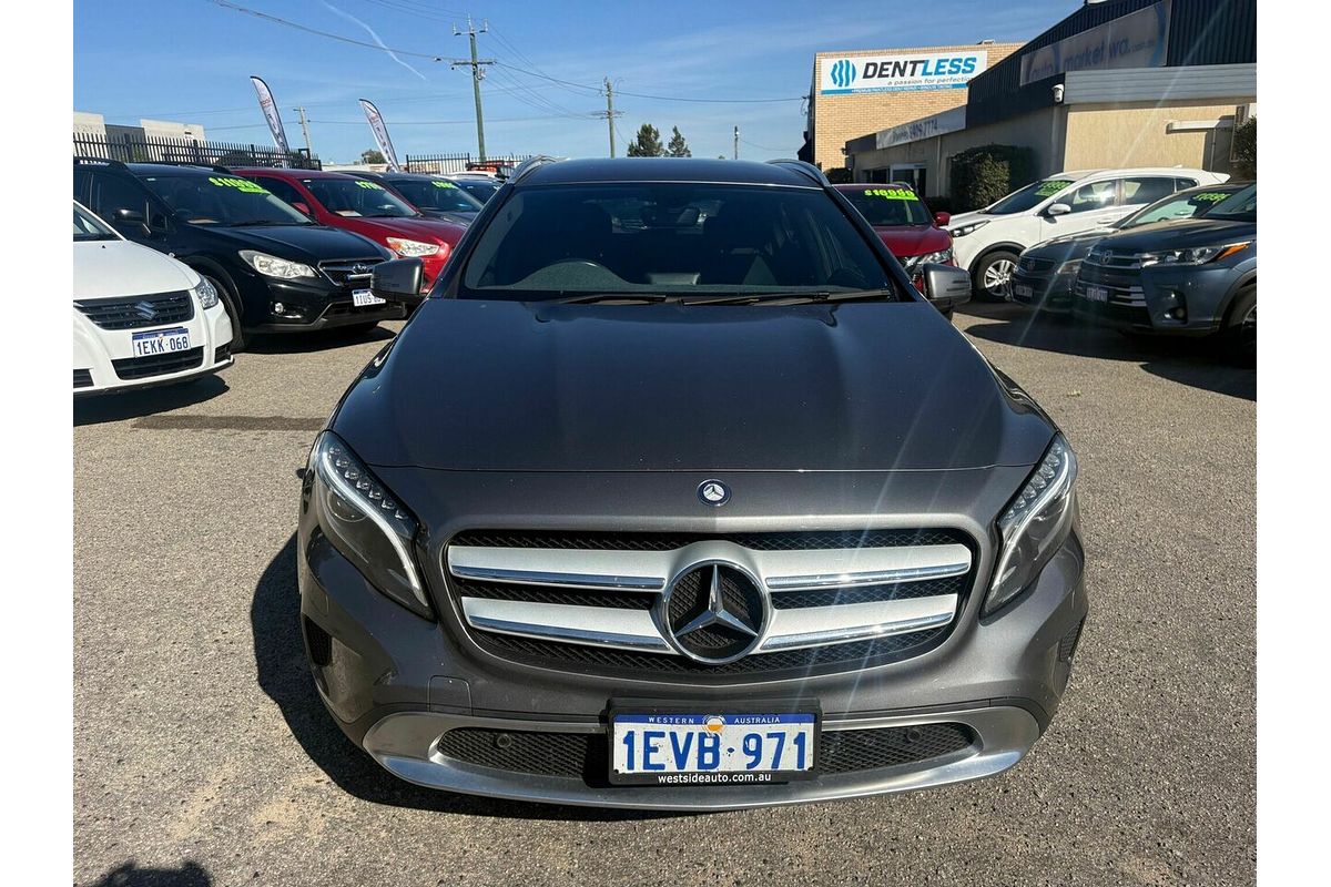 2015 Mercedes-Benz 200 X156 MY15