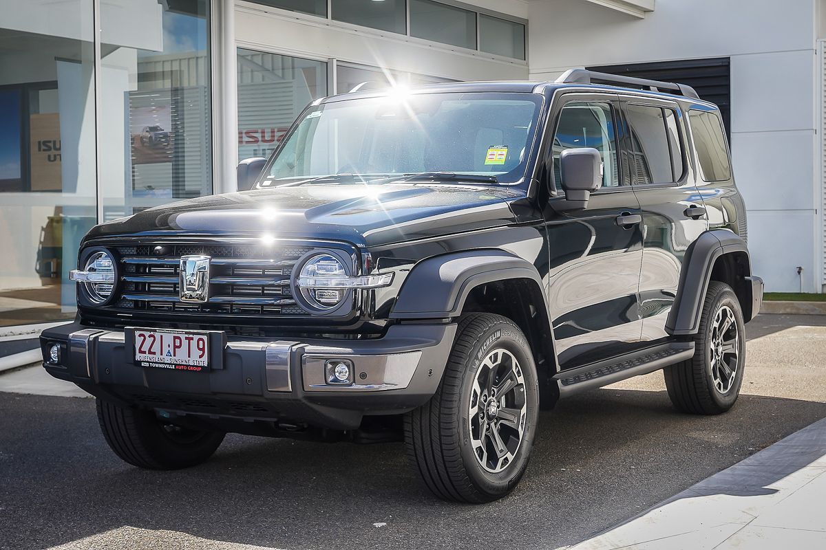 2026 GWM Tank 300 Ultra Hi4-T PHEV P01